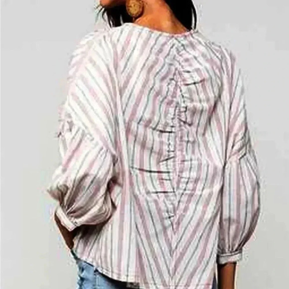 NEW BLUHEAVEN by Umgee M Red white striped Bishop Sleeve Button Down - Picture 3 of 4